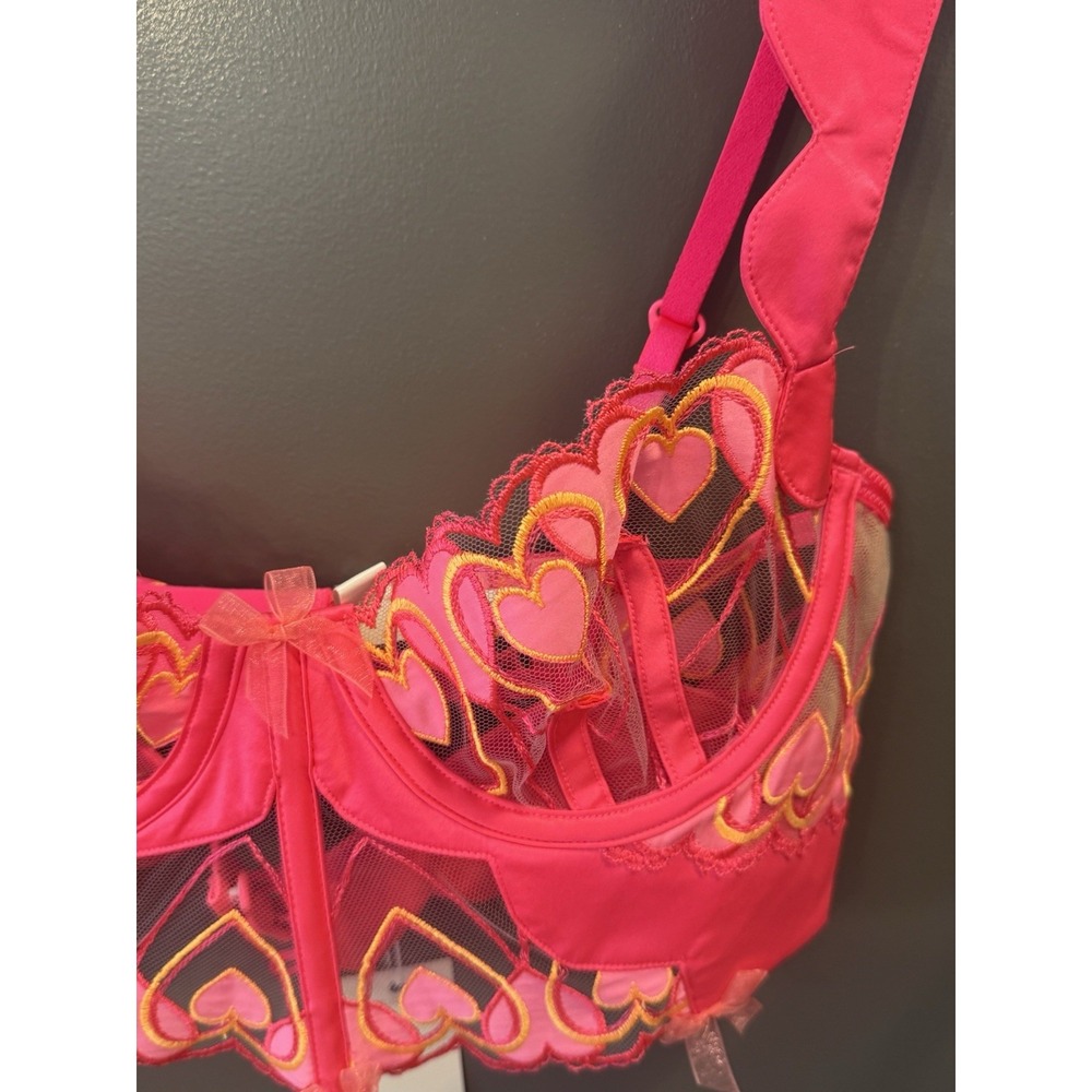 For Love And Lemons | Pink Heart Victoria Lace Bra - Picture 2 of 5